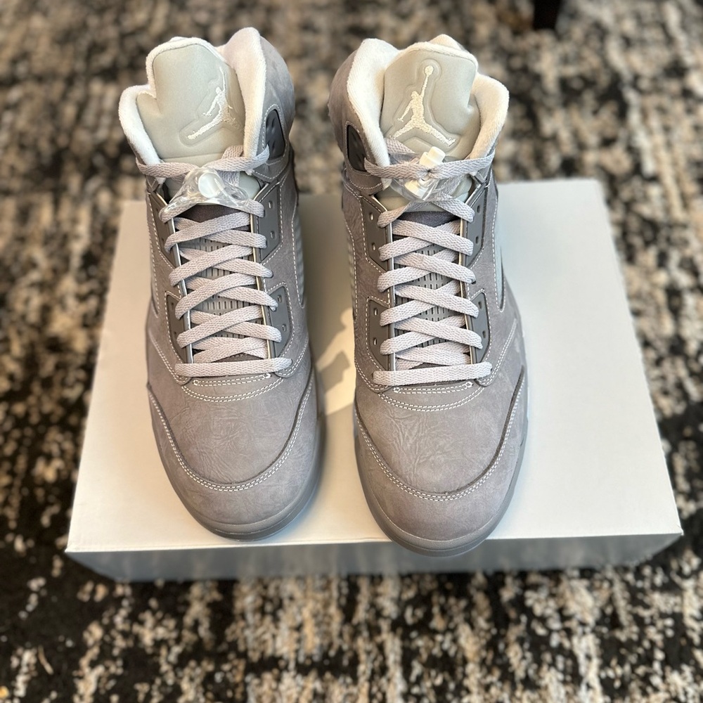 Air Jordan 5 Retro Wolf Grey 2026  DD0587-002